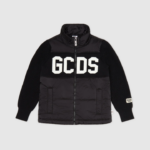 הַלבָּשָׁה GCDS מעיל עליון עם לוגו ג'וניור שָׁחוֹר ילדים 0028662